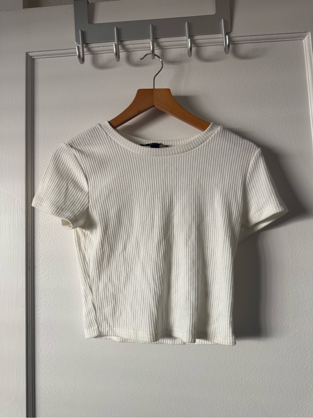 Forever 21 Ribbed Short Sleeve Crop Top - White
